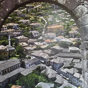 Couette-café Bake Gjirokastër